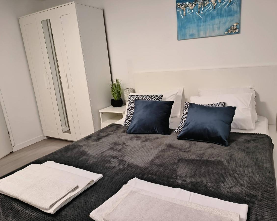 Villa Mihaela - Apartment Ana Cesarica Dış mekan fotoğraf
