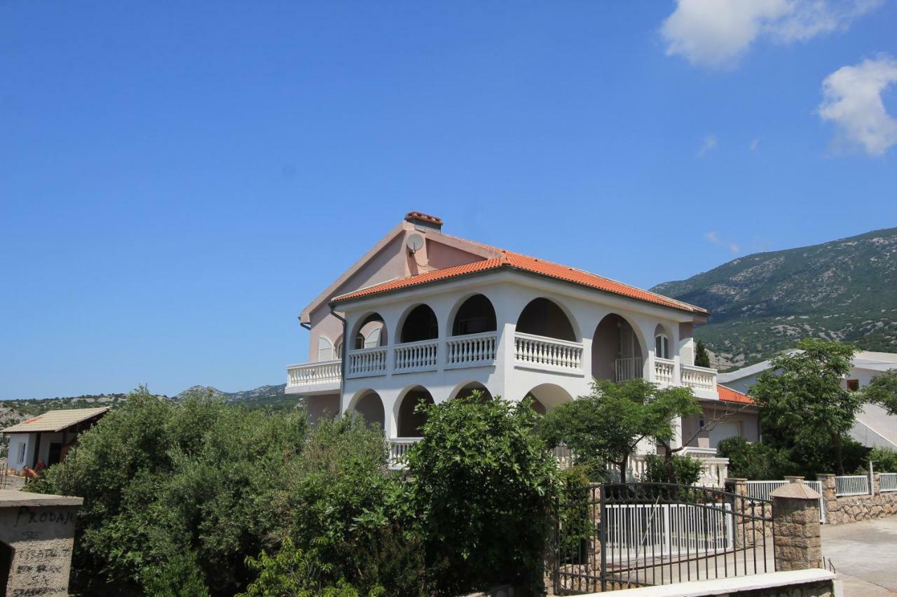 Villa Mihaela - Apartment Ana Cesarica Dış mekan fotoğraf